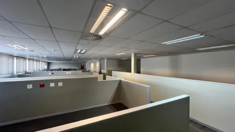 WhatsApp Image 2025-10-23 at 13.52.44 (3).